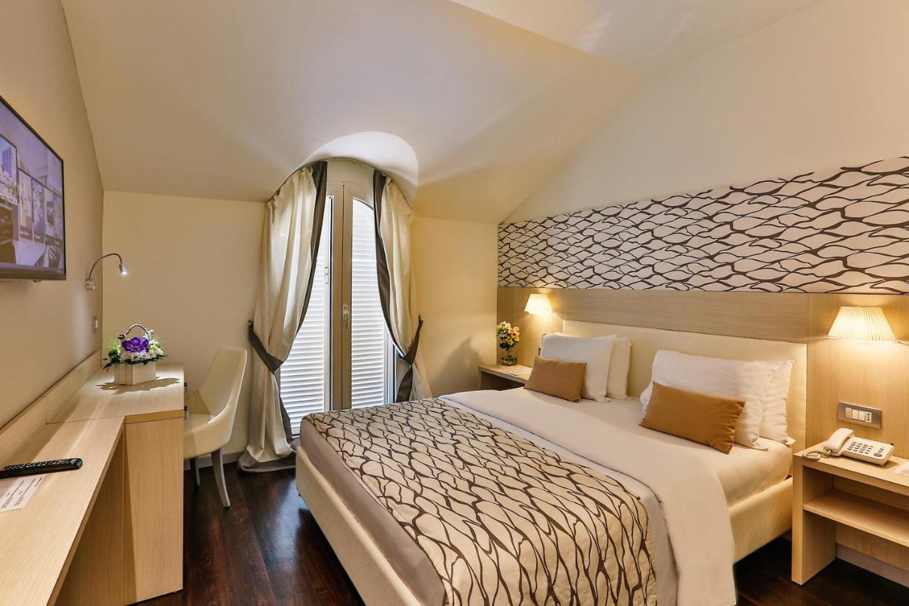 Hotel Palma Tivat Quarto foto