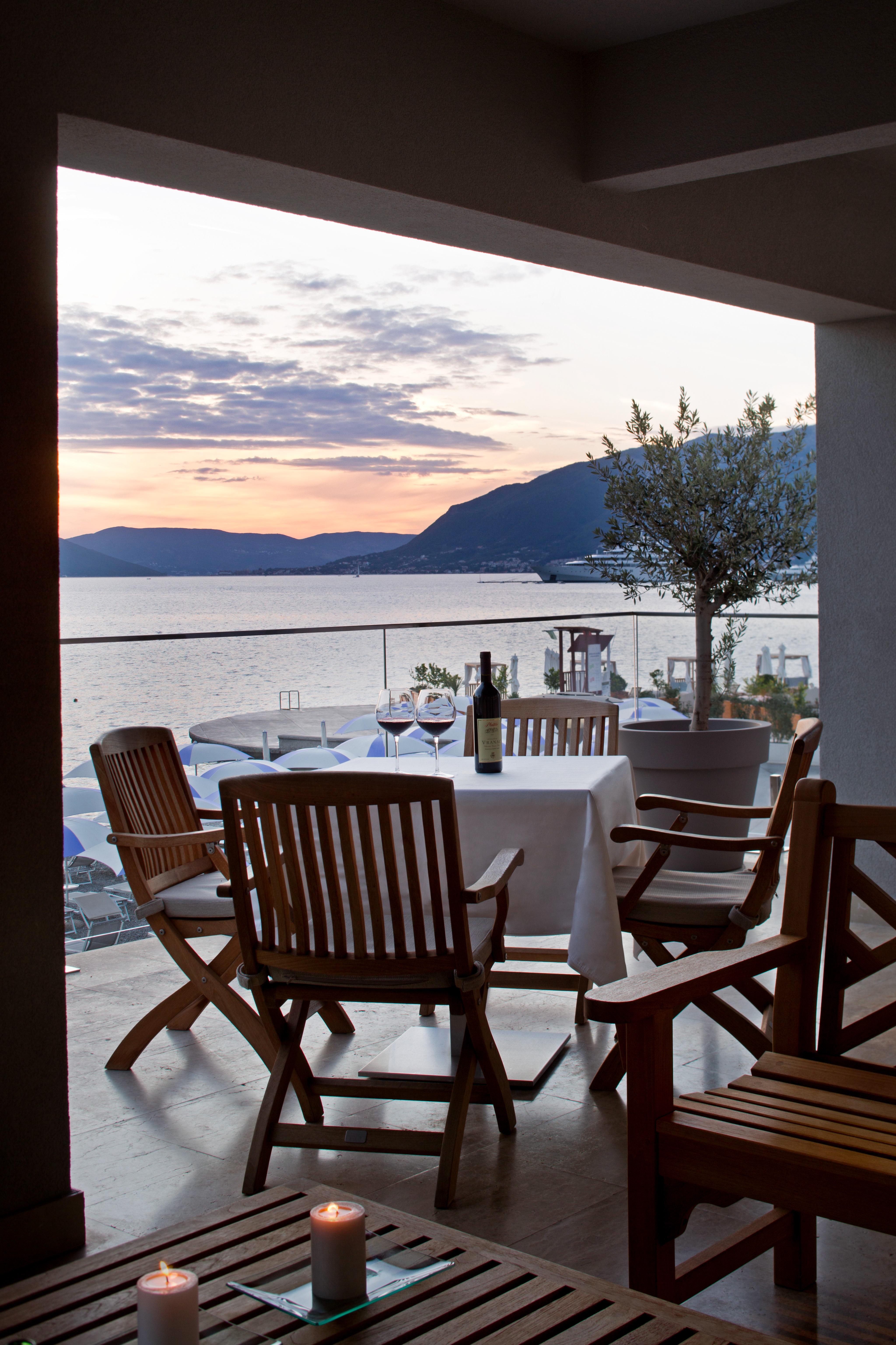 Hotel Palma Tivat Exterior foto